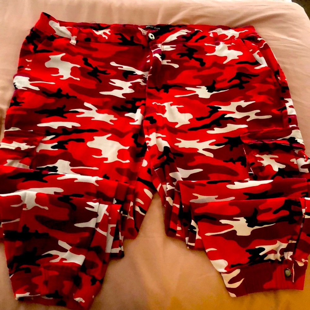 Red Fox Jeans Camouflage pants size XXXL